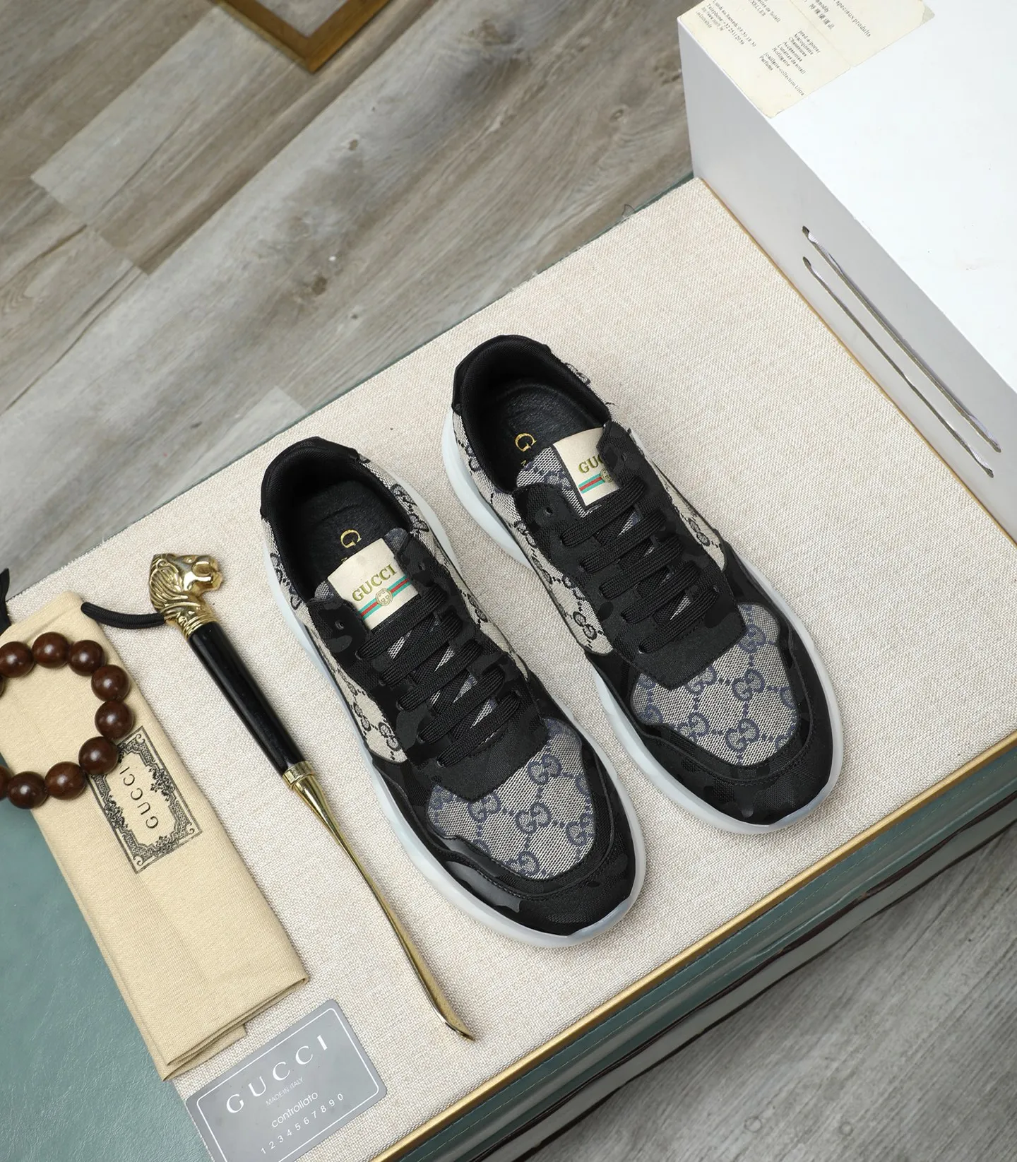 Men's shoes💰440 GUCCI🔍🔍Latest spring style On sale at the same time at the counter, original calfskin imported from Italy, genuine leather lining, (high-end, luxury, and class) exquisite workmanship, soles: original soles specially provided by the original factory, ⚠Exclusive double-layer movable molded soles are super comfortable⚠, real photos🎬The real ones are better🔍🔍"High quality·Follow the order" code number 38-44